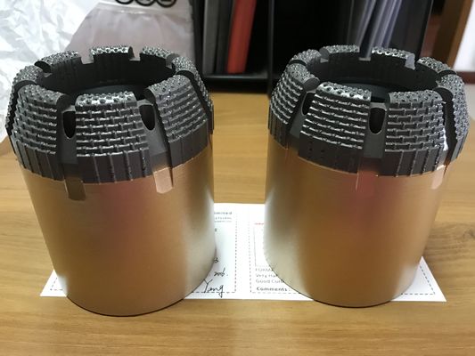 주입된 드릴 비트를 꿰뚫는 고속 땅속으로 낸 구멍 지질학 다이어몬드 코어 비트 석탄